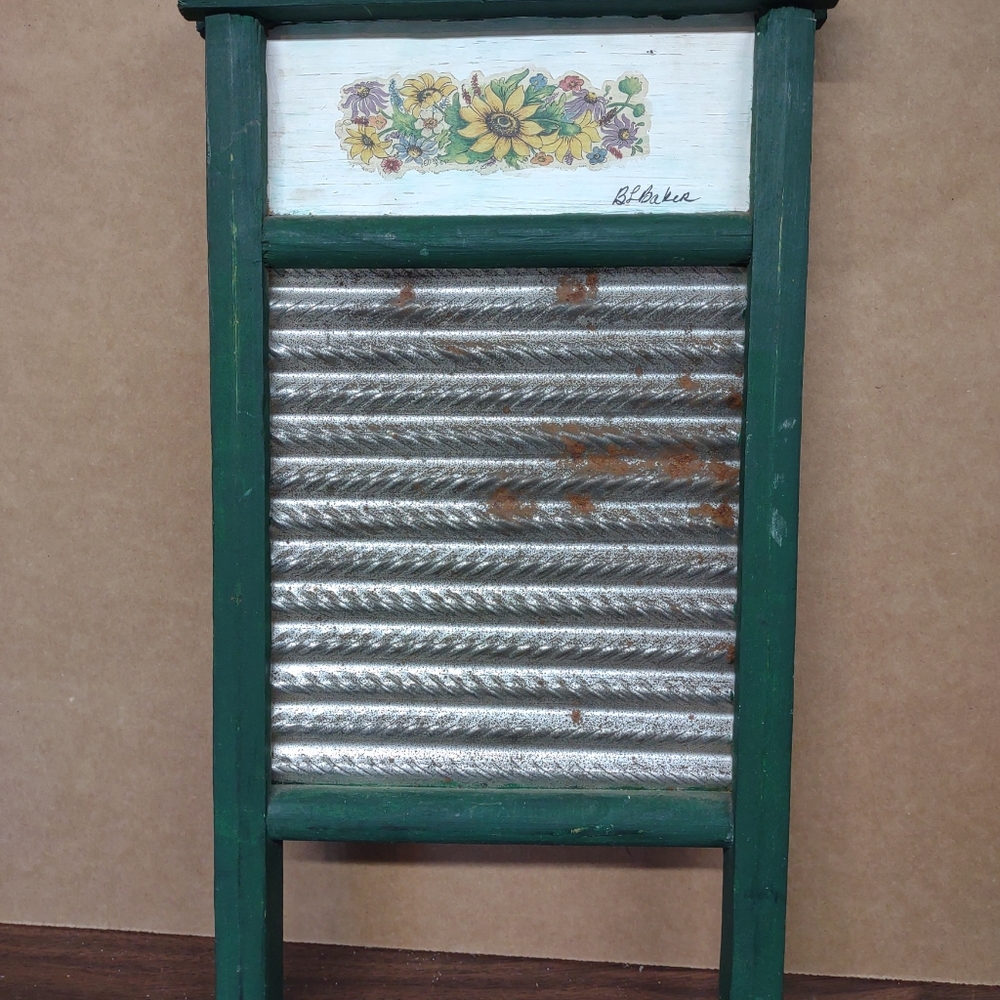Wood & Metal Washboard Decorative Floral Daisies Country 14 1/2"h x 8"w Vintage